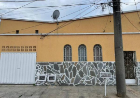 Casa grande aconchegante com garagem